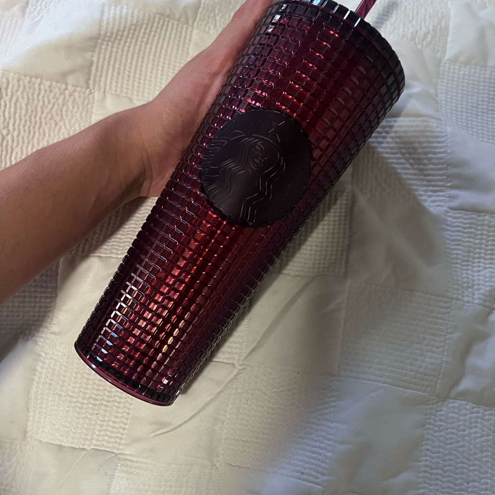 NEW Starbucks Red Grid Textured Tumbler 24oz with Straw – Limited Edition